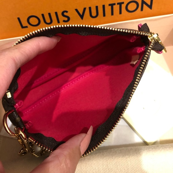 ✨BRAND NEW ✨😍Cute Vivian Limited edition 😍 - Picture 4 of 7